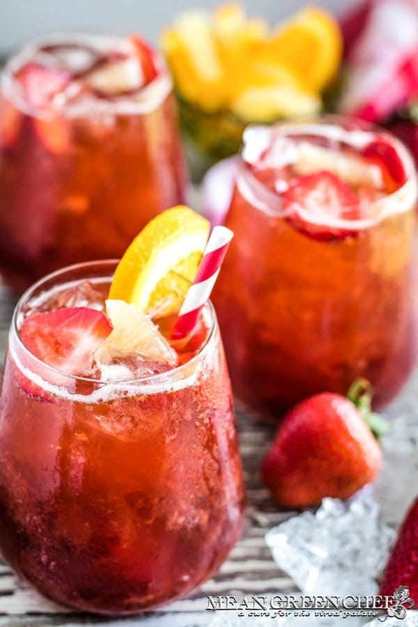 Instant Pot Strawberry Iced Tea served over ice